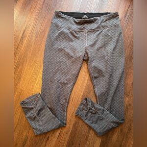 PrAna LARGE Gray Smocked Leggings Running Athletic Geometric Diamond Print Yoga